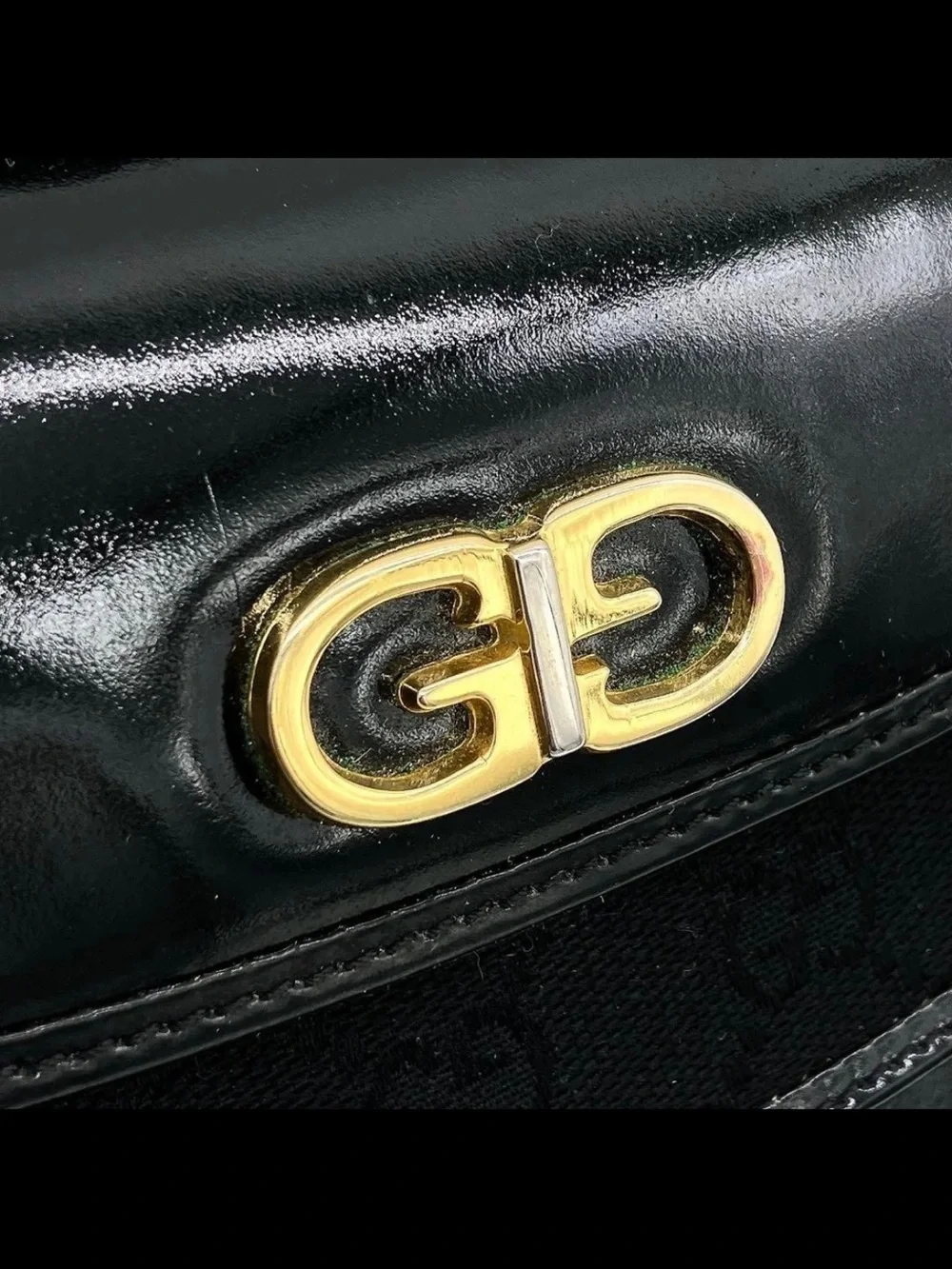 Gucci Black Patent & Velvet Crossbody Bag with Gold GG Accent